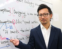 英語科 英文法/英文読解担当 渡壁 晃士 講師
