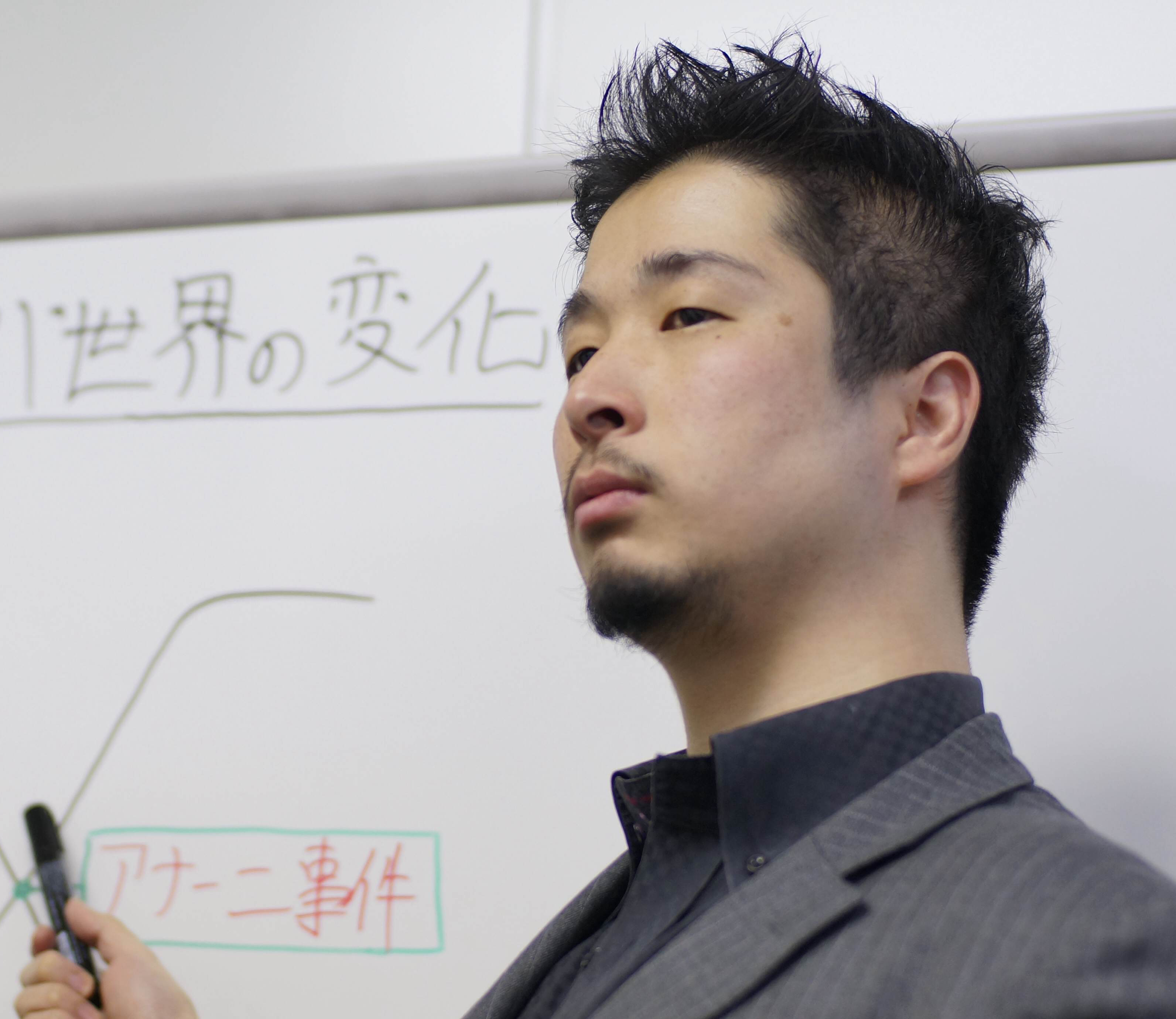 地歴科 世界史担当 東根伸幸 講師
