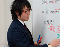 英語科 英文法/英文読解担当 茂神 洋介 講師